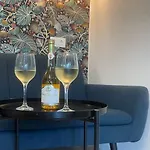 Apartament Isteni 2 Akar 6-10 Fo *