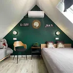 Isteni 2 Akar 6-10 Fo Apartament *