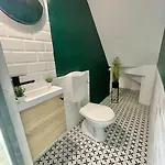 Apartament Isteni 2 Akar 6-10 Fo *