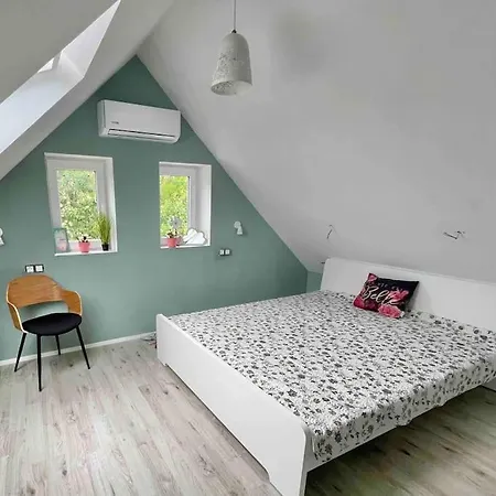 Isteni 2 Akár 6-10 Fő Appartamento *
